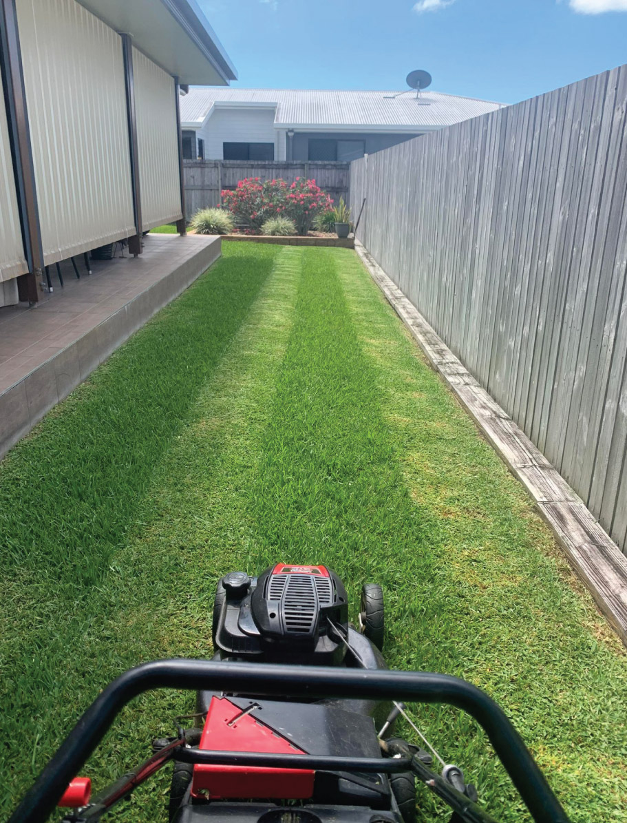 Clean-Cut-Lawns-Mackay-Mower-Trimming-edges